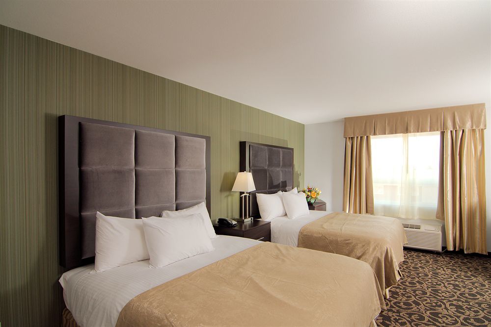 Paradise Inn And Suites Redwater ภายนอก รูปภาพ