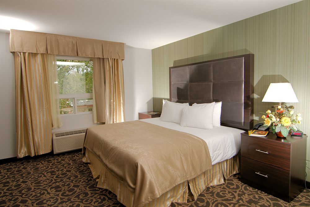 Paradise Inn And Suites Redwater ภายนอก รูปภาพ
