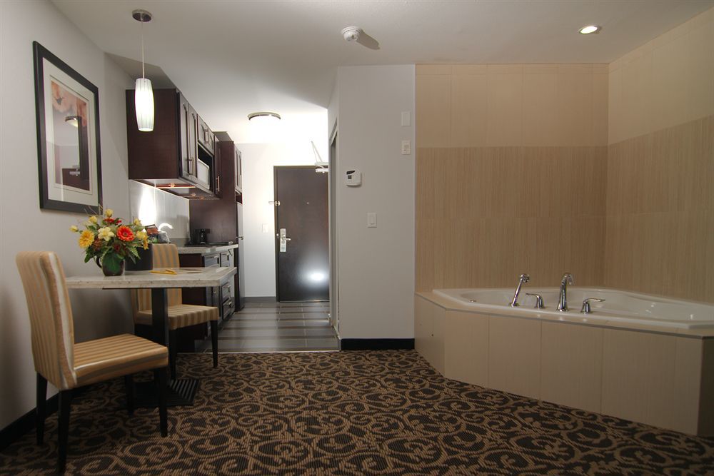 Paradise Inn And Suites Redwater ภายนอก รูปภาพ