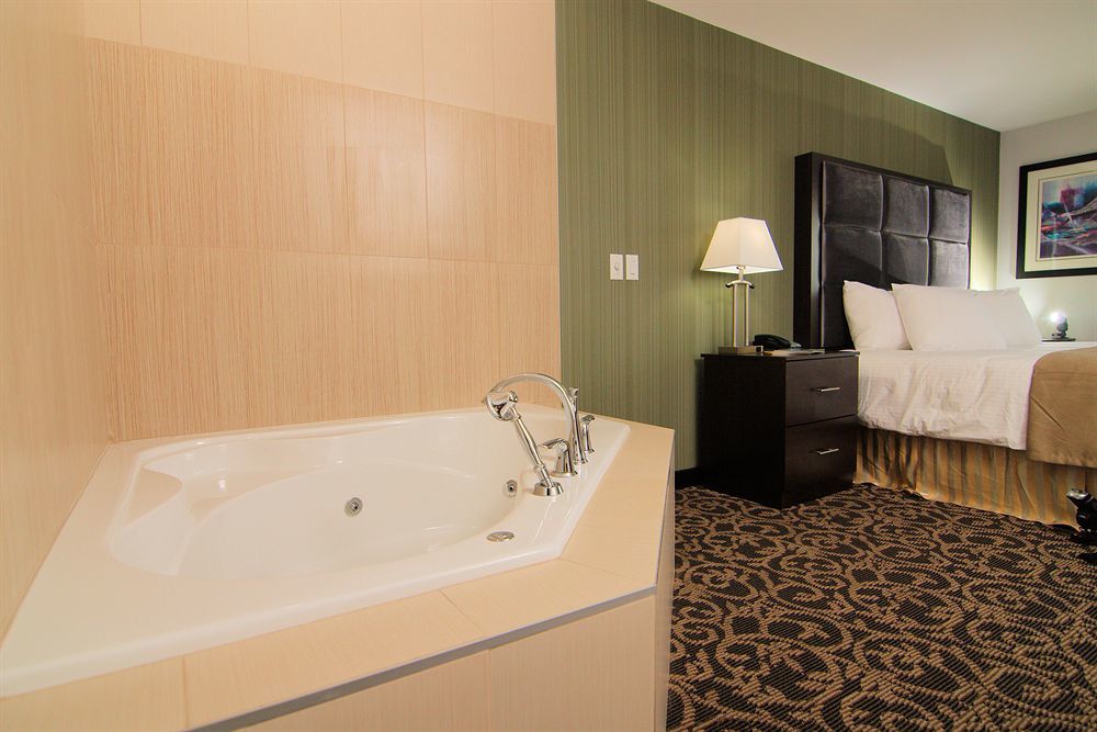 Paradise Inn And Suites Redwater ภายนอก รูปภาพ