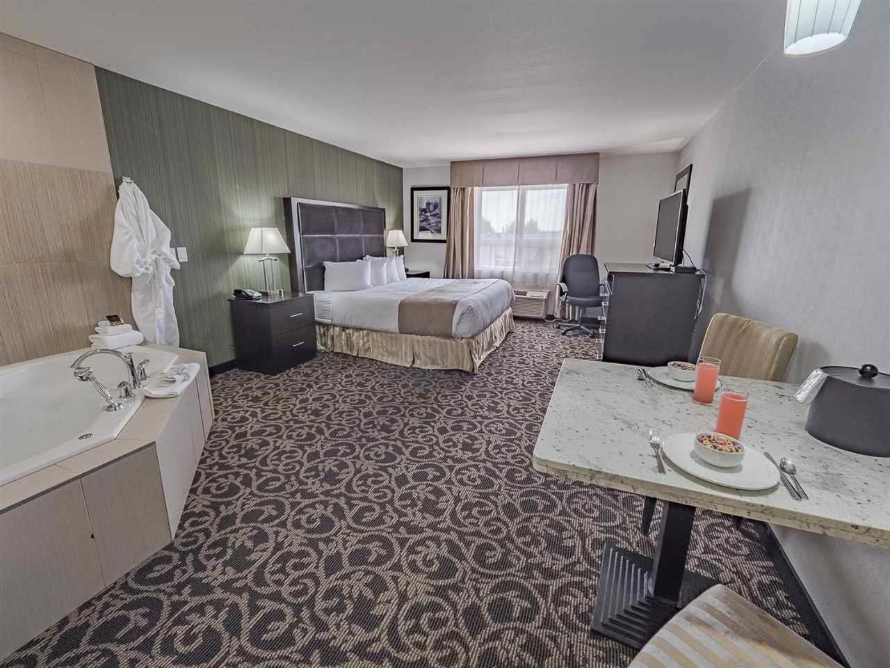 Paradise Inn And Suites Redwater ภายนอก รูปภาพ
